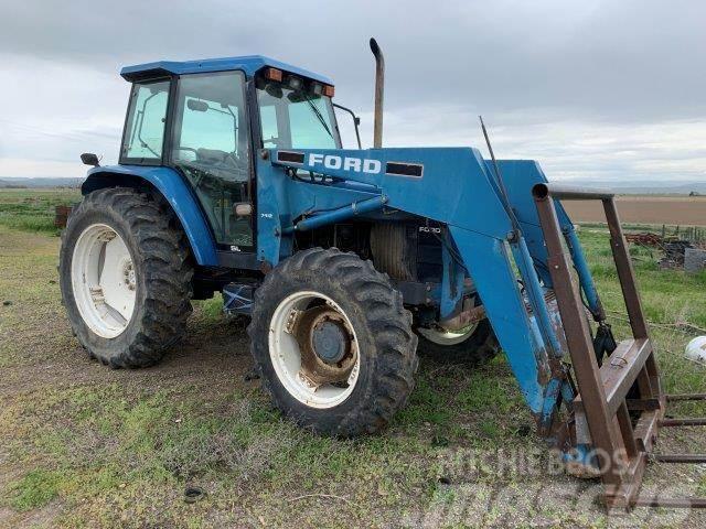 New Holland 7740 MFWD Tractor w/ loader トラクター