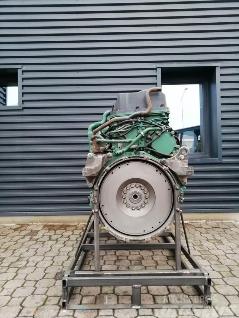 Volvo D16K 650 エンジン