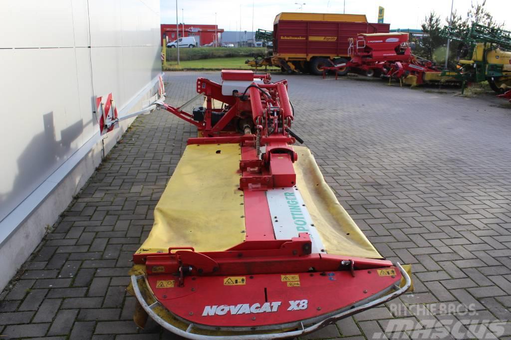 Pöttinger NovaCat X8 芝刈り機