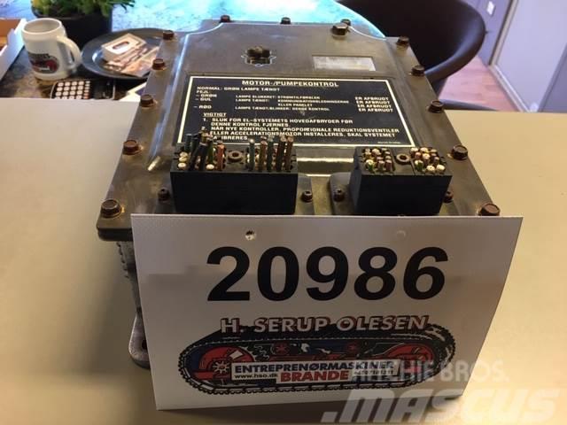  Motor-/Pumpekontrol ex. Cat 320L 電子機器