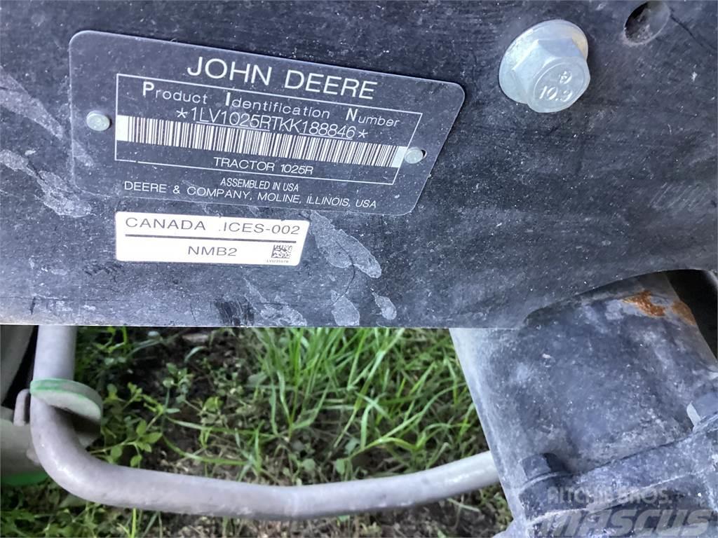 John Deere 1025R コンパクトトラクター