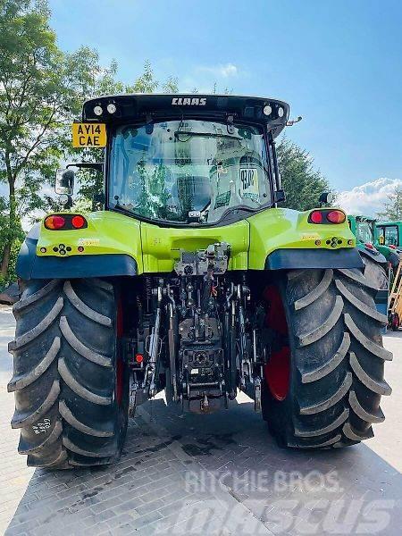 CLAAS Arion 620 トラクター